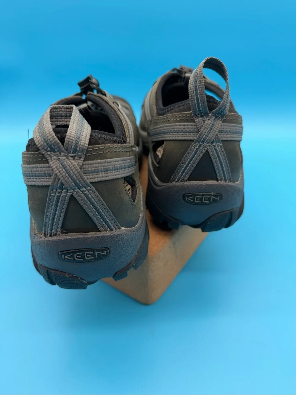 Keen durable closed